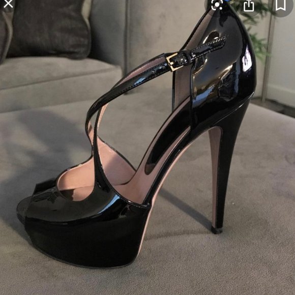 Gucci - Picture 3 of 4